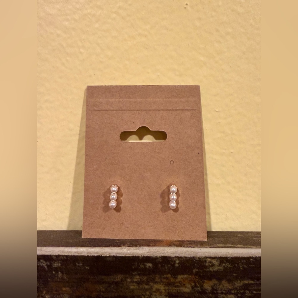 Elegant Pearl Stud Earrings